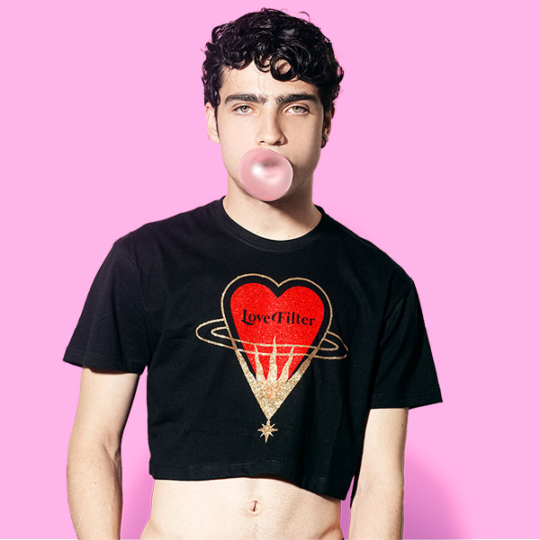Love filter crop-top (playera corta negra)
