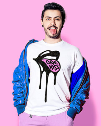 One -black- kiss (playera blanca)