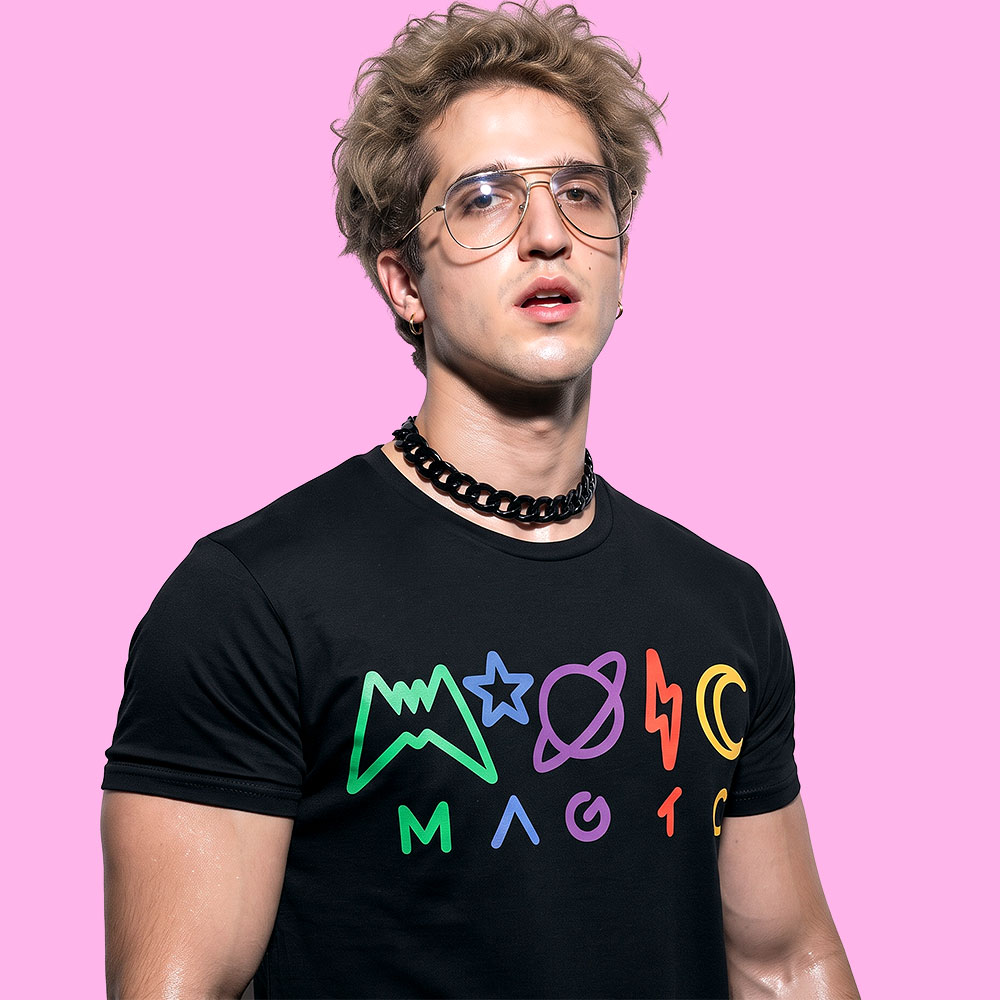 Magic (playera negra)