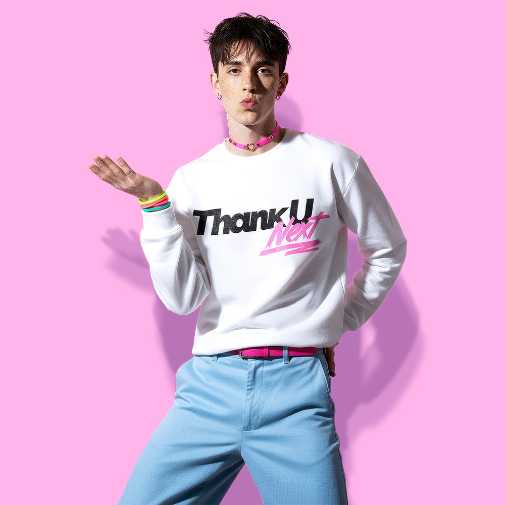 Ariana Grande Thank u, next (sudadera blanca)