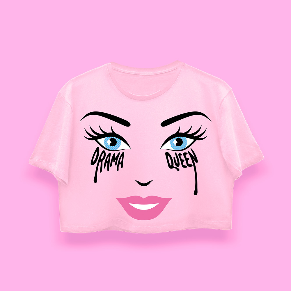 Barbie is a drama queen crop-top (playera corta rosa)