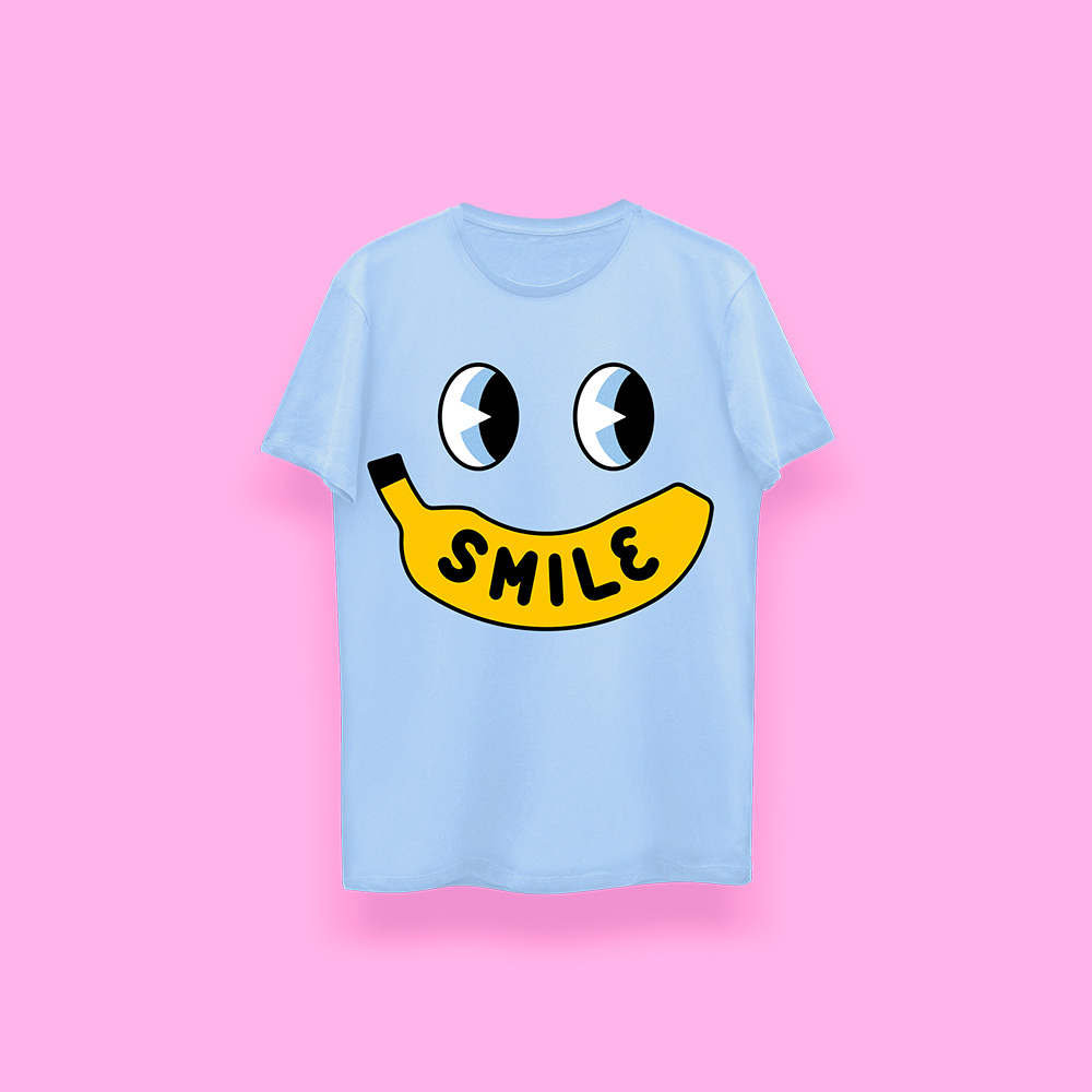 Smile banana (playera azul cielo)